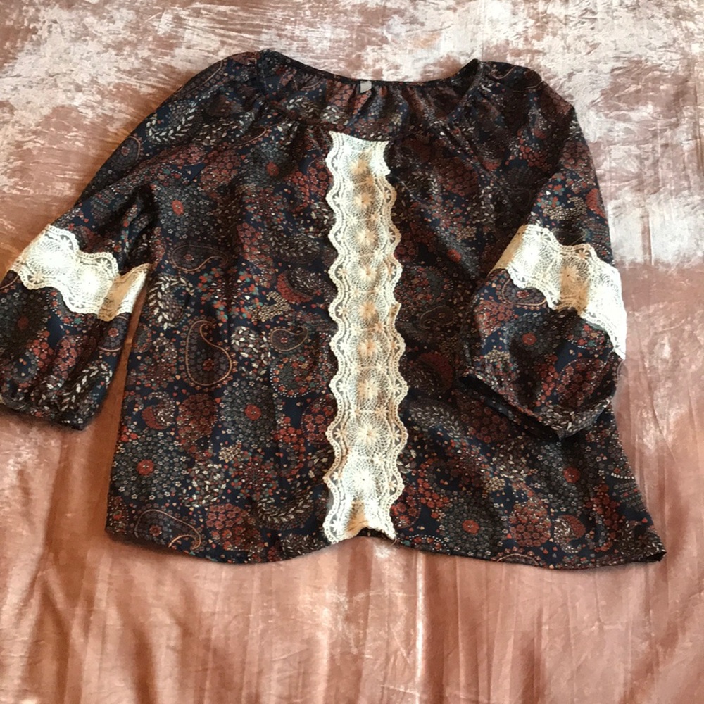 Woman’s Blouse